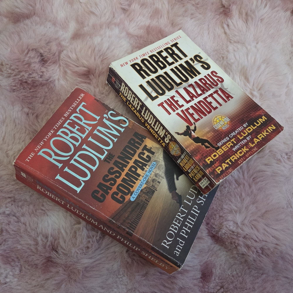 Robert Ludlum Thriller Bundle: Covert-One Novels